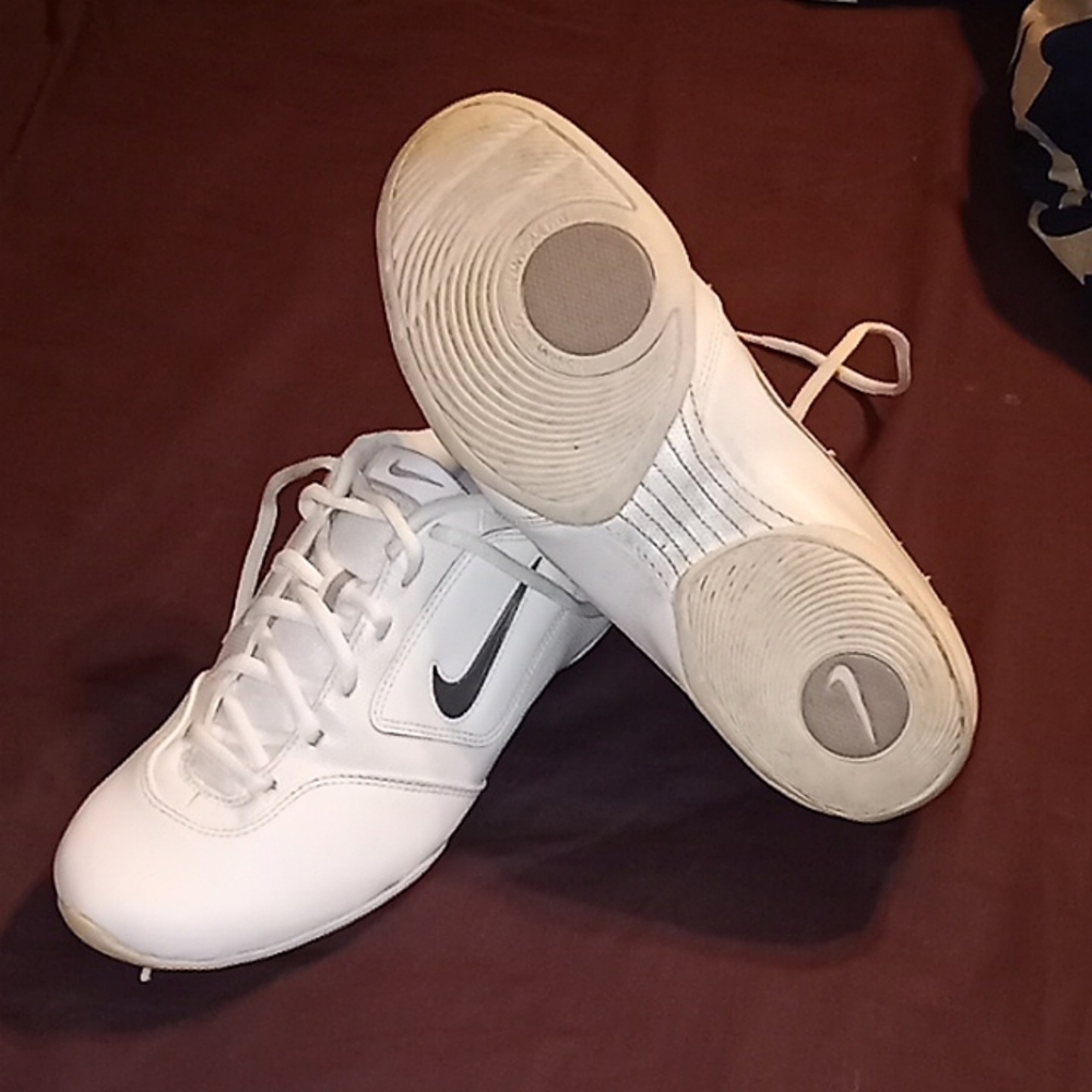 Nike Go! Fight! Sideline II Cheer Shoes